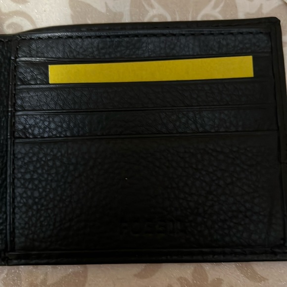 NWT Men’s Black Leather Wallet - Picture 2 of 8